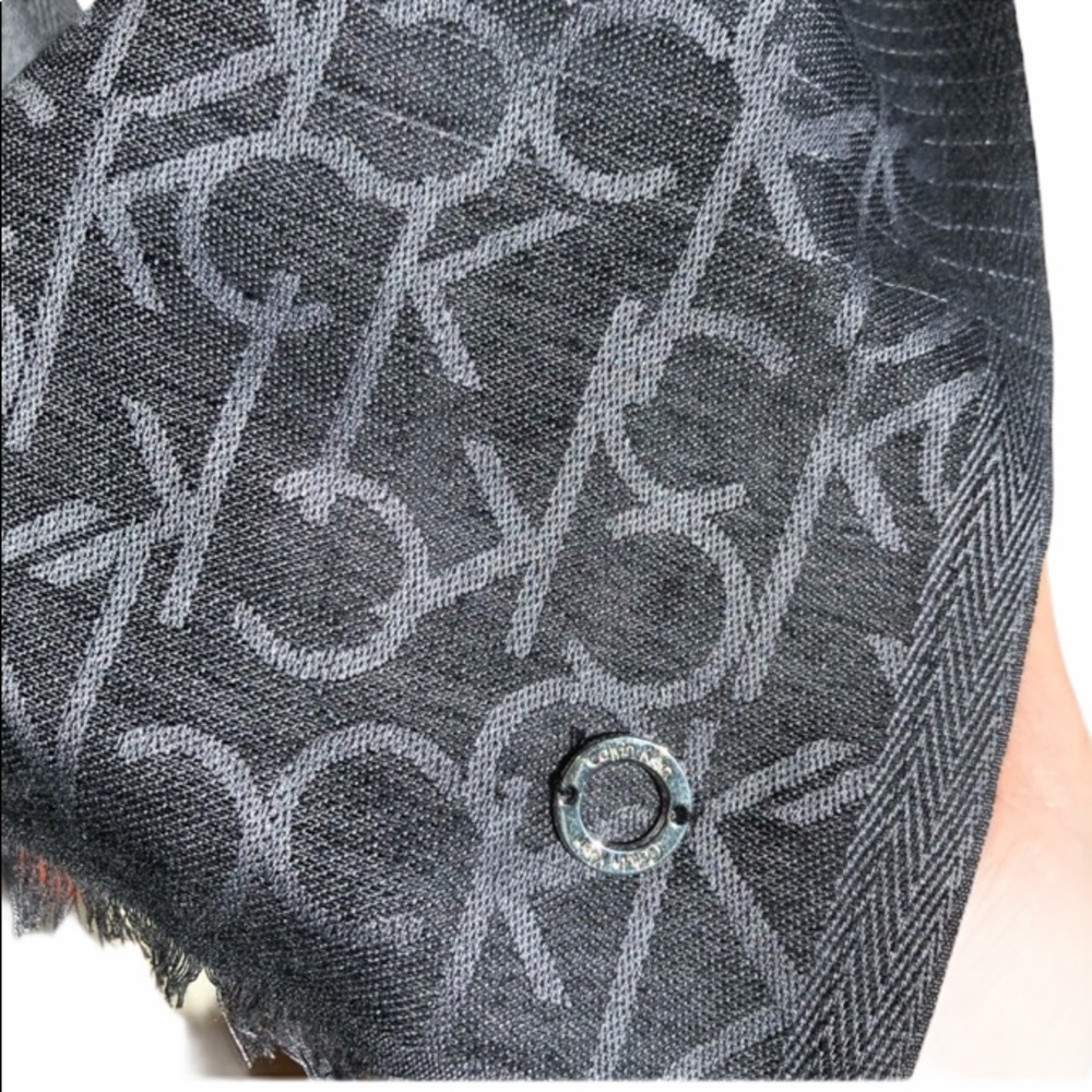 Calvin Klein | Gray Ombré Logo Scarf Wrap
